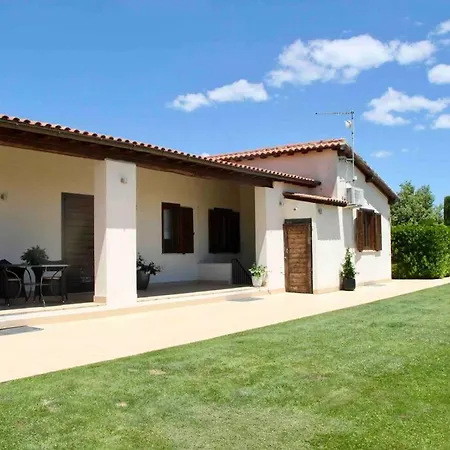 Linnazello - Elegant Pool With Sea View Near Rome/tuscany Villa *