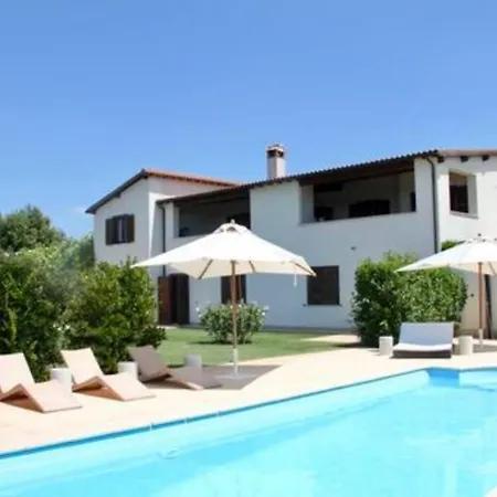 Linnazello - Elegant Pool With Sea View Near Rome/tuscany Villa *