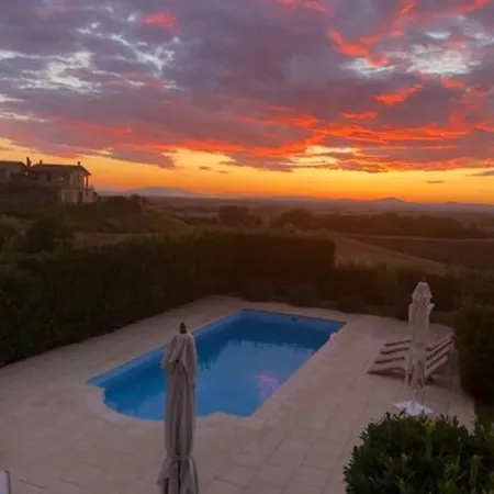 Villa Linnazello - Elegant Pool With Sea View Near Rome/tuscany Tarquinia
