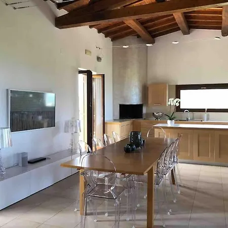 Villa Linnazello - Elegant Pool With Sea View Near Rome/tuscany Tarquinia