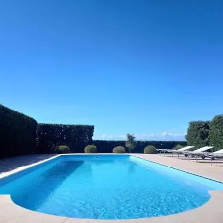 וילה Linnazello - Elegant Pool With Sea View Near Rome/tuscany טרקיניה